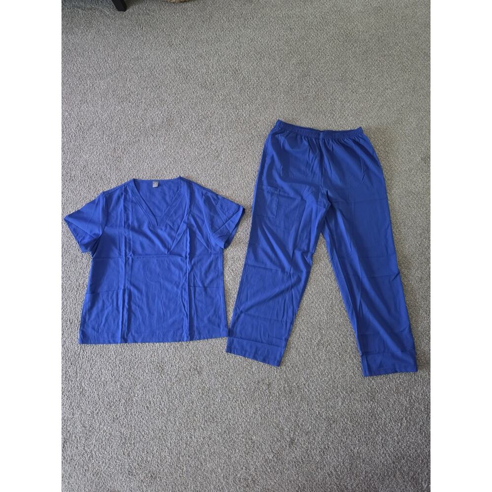 Light Weight 2-Piece Womens Scrub Set XL- Royal Blue: VET/ HEALTHCARE
